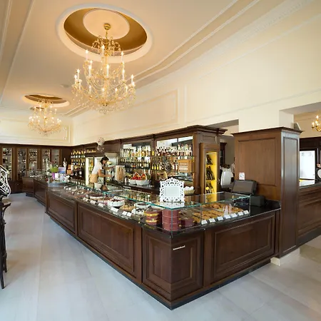 Hotell Amadria Park Milenij 5*