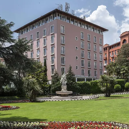 阿玛迪利亚公园米勒尼酒店