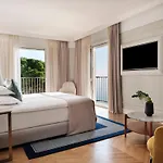 Amadria Park Milenij ホテル